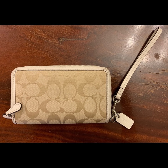 Coach clutch - Picture 2 of 7